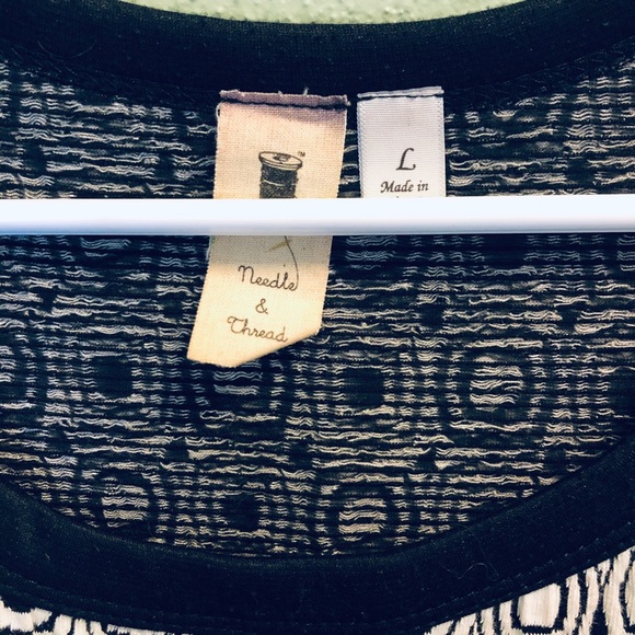 BLACK & WHITE DRESS - Picture 3 of 4